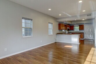 3208 Pillsbury Avenue South in Minneapolis, MN - Building Photo - Building Photo