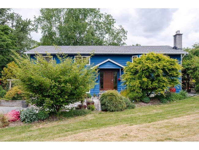 9756 Crown Crescent in Surrey, BC - Building Photo - Building Photo