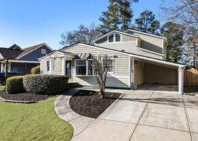 2734 Skyland Dr NE in Brookhaven, GA - Building Photo