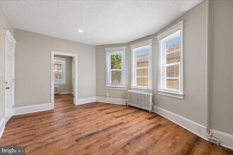 7 Scammel Ave in Hamilton Township, NJ - Building Photo - Building Photo