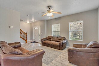 7611 S Yellowwood Ln in West Jordan, UT - Foto de edificio - Building Photo