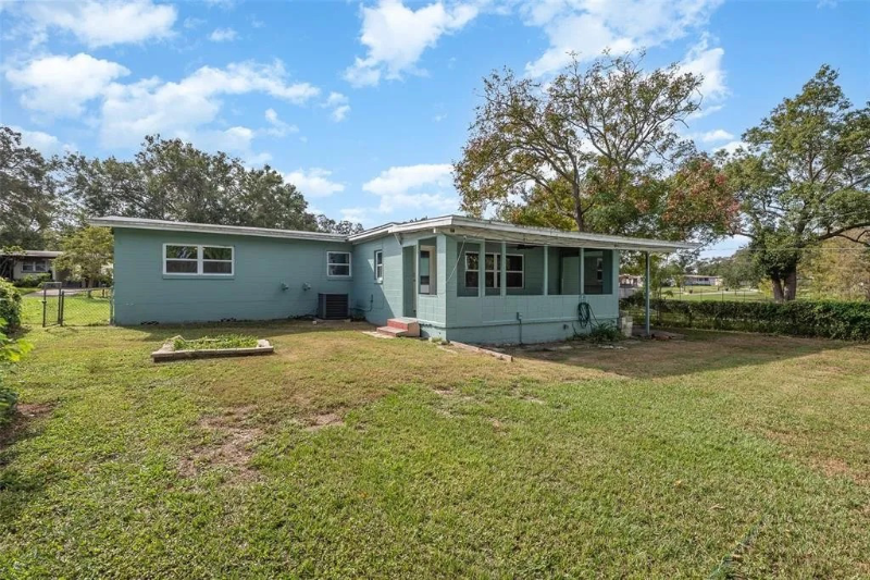 2821 Drake Dr in Orlando, FL - Building Photo