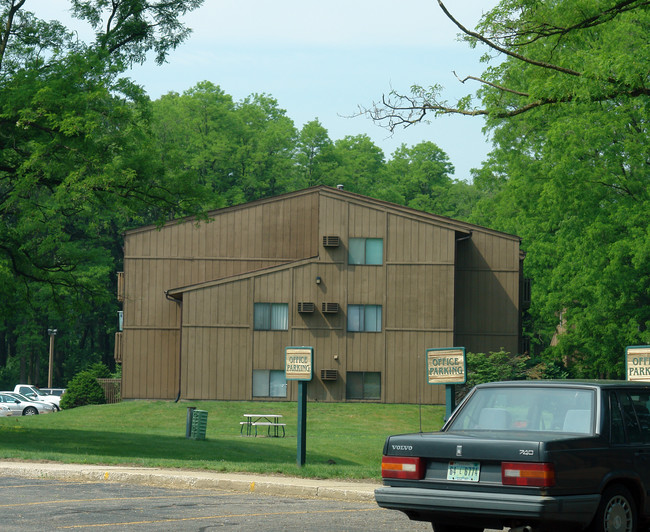 Park Place Apartments in Portage, IN - Building Photo - Building Photo