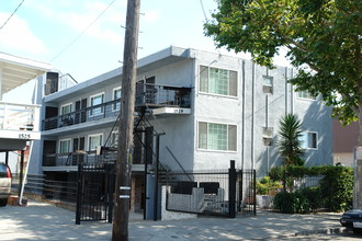 1529 Alcatraz Ave in Berkeley, CA - Building Photo - Building Photo