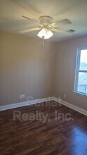 2251 W Robert E Lee Blvd in New Orleans, LA - Building Photo - Building Photo
