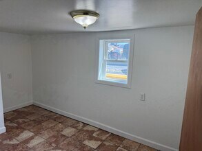 7439 W 64th St, Unit B in Summit, IL - Building Photo - Building Photo