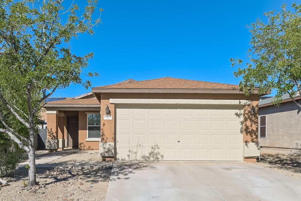 18620 S Camino De Las Quintas in Sahuarita, AZ - Building Photo