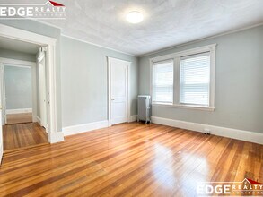 40 Beacon Park, Unit 1 in Watertown, MA - Building Photo - Building Photo