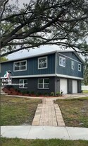 400 Patica Rd NE in St. Petersburg, FL - Building Photo