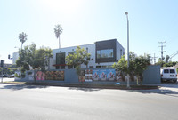 3015 Ocean Ave in Venice, CA - Building Photo - Building Photo