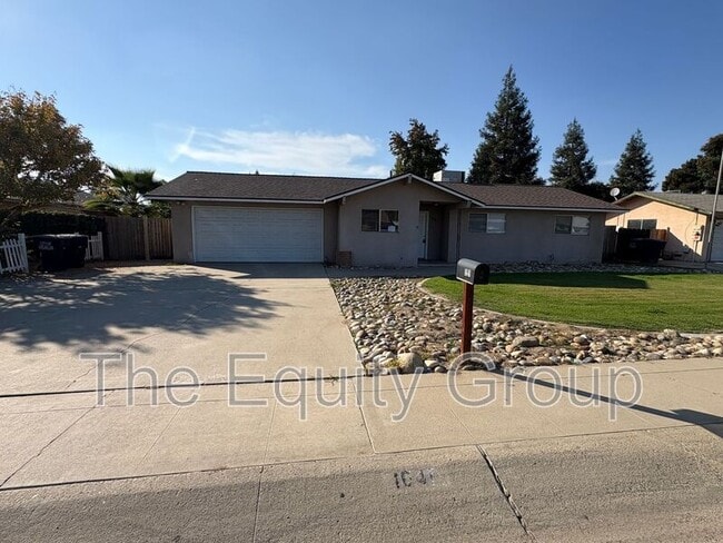 property at 1641 S Thomas St