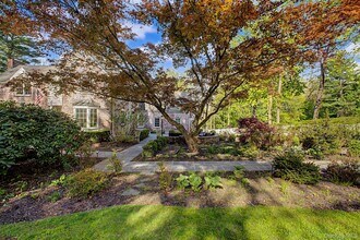 24 Ludlow Dr in Chappaqua, NY - Building Photo - Building Photo