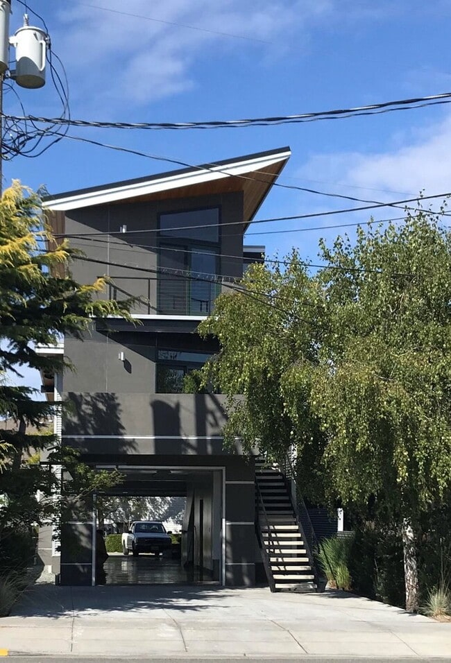 property at 1012 22nd St