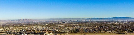 552 Parkwind Ln in Las Vegas, NV - Building Photo - Building Photo