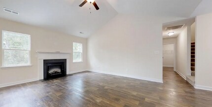 218 Rowland Dr in Richlands, NC - Building Photo - Building Photo