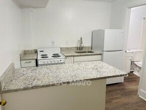 815 Maryland Ave NE in Washington, DC - Building Photo - Building Photo