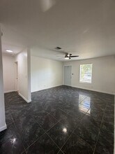 2005 Dock St in West Palm Beach, FL - Building Photo - Building Photo