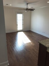 425 E Mc Donough St in Savannah, GA - Building Photo - Building Photo