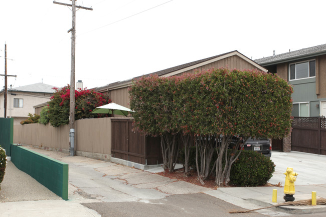 Felton Street Lofts in San Diego, CA - Building Photo - Building Photo