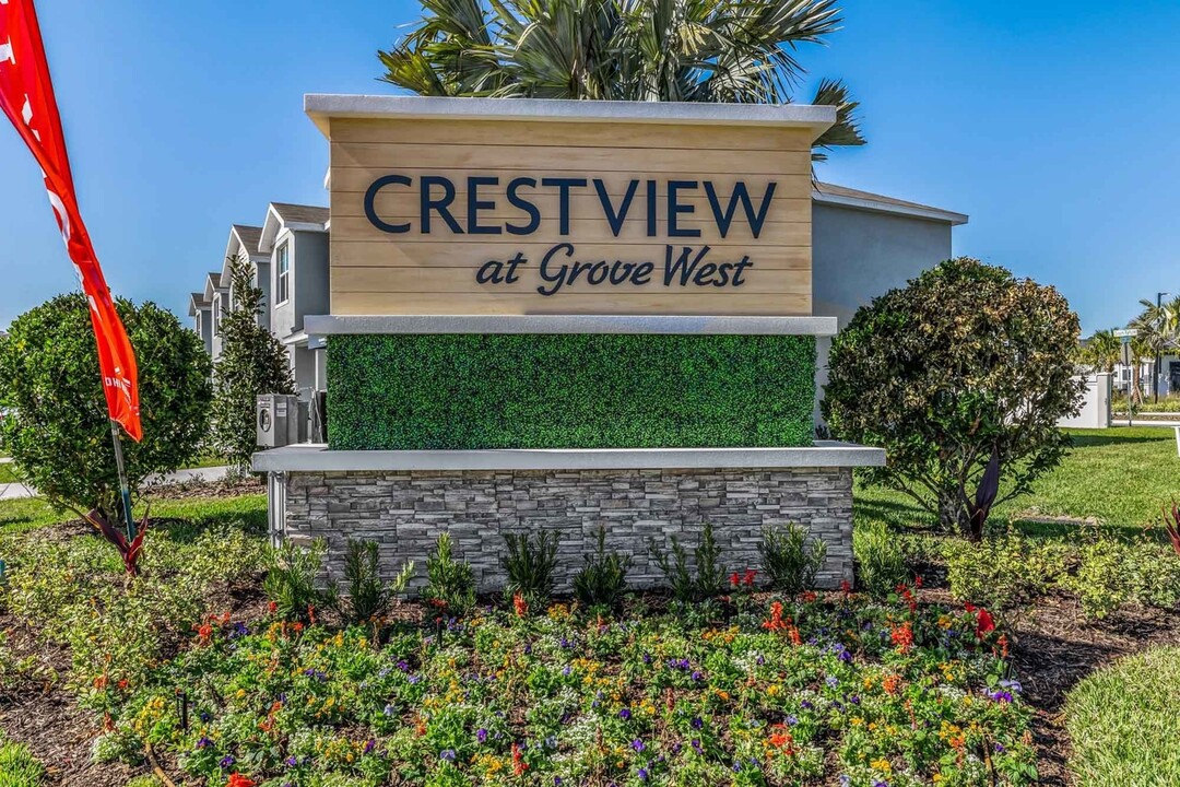 Crestview at Grove West in Wesley Chapel, FL - Building Photo