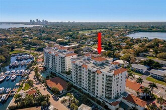 1325 Snell Isle Blvd NE in St. Petersburg, FL - Building Photo - Building Photo