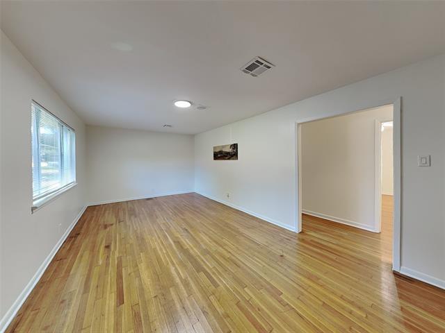 1019 Park Center St in Benbrook, TX - Building Photo - Building Photo