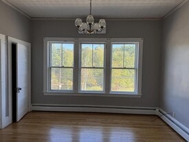 6 Dawson St in Milton, NH - Building Photo