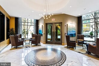 155 Potomac Passage in Oxon Hill, MD - Foto de edificio - Building Photo