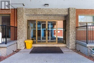 103 Emerald St S in Hamilton, ON - Building Photo - Building Photo