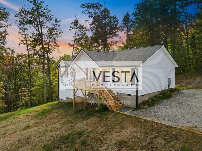 474 Hague Dr in Columbus, NC - Building Photo - Building Photo