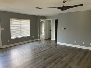 10606 Whitman Cir in Orlando, FL - Building Photo - Building Photo