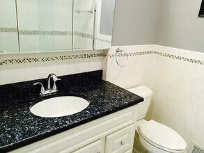 11 E Sherman Ave in Woodbridge Township, NJ - Building Photo - Building Photo