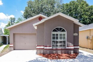 23033 Clearwater Pl in Land O Lakes, FL - Building Photo