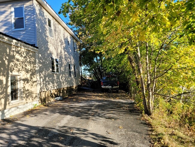 87 Essex St, Unit Essex1stfloor