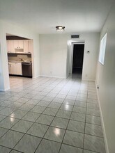 9920 NW 68th Pl in Tamarac, FL - Building Photo - Building Photo