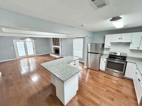 1418 Twin Branches Cir SE in Marietta, GA - Building Photo - Building Photo