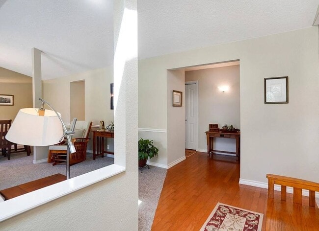 4634 Croisan Scenic Way S in Salem, OR - Building Photo - Building Photo