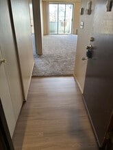 8715 SW Brightfield Cir in Portland, OR - Building Photo - Building Photo