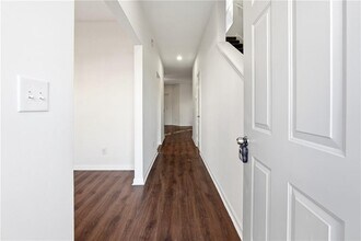 2330 Bigwood Trail in Atlanta, GA - Building Photo - Building Photo