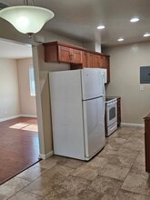 874 Castlewood Dr, Unit #4 in Los Gatos, CA - Foto de edificio - Building Photo