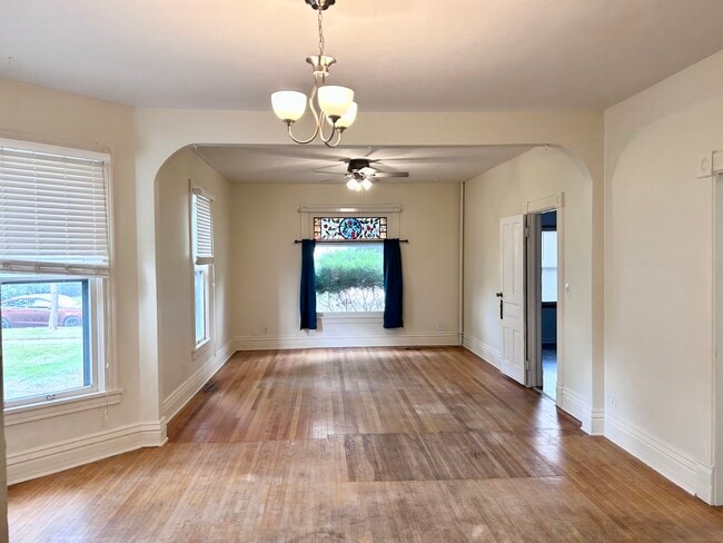212 7th Ave SE in Aberdeen, SD - Building Photo - Building Photo