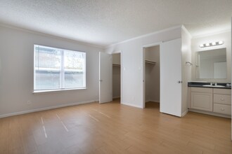 2601 Penny Ln, Unit 113 in Austin, TX - Building Photo - Building Photo