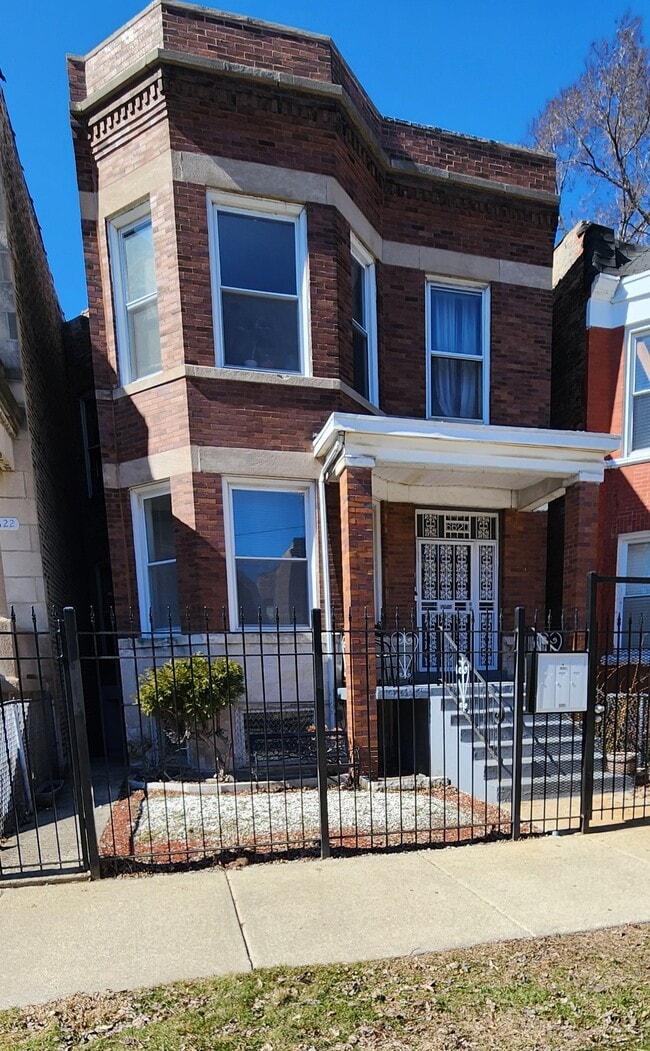 6620 S Champlain Ave, Unit 1 in Chicago, IL - Foto de edificio - Building Photo