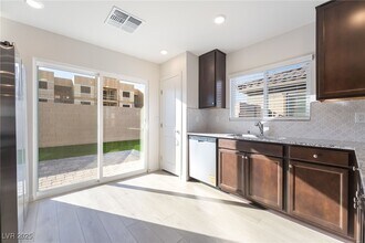 3895 Riley Rose Ave in Las Vegas, NV - Foto de edificio - Building Photo