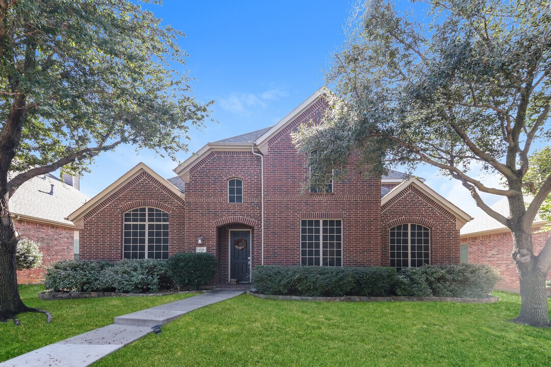 4226 Meadowview Ln in Sachse, TX - Building Photo