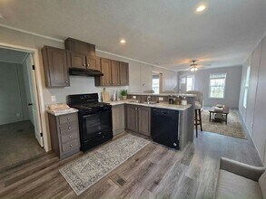 206 Bluejay Ln in Madison, WI - Building Photo - Building Photo