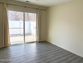 504 Crawford St in Eatontown, NJ - Building Photo - Building Photo