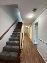 511 Hickory Rd in Bristol, TN - Building Photo - Building Photo