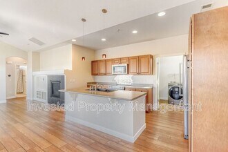 11972 W Long Cir in Littleton, CO - Building Photo - Building Photo