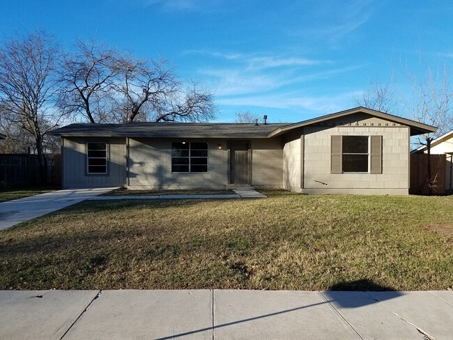 property at 5227 Vlg Gln Dr